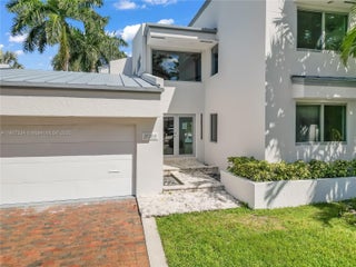 Photo of Listing #A11907334