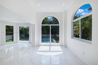 Photo of Listing #A11907482