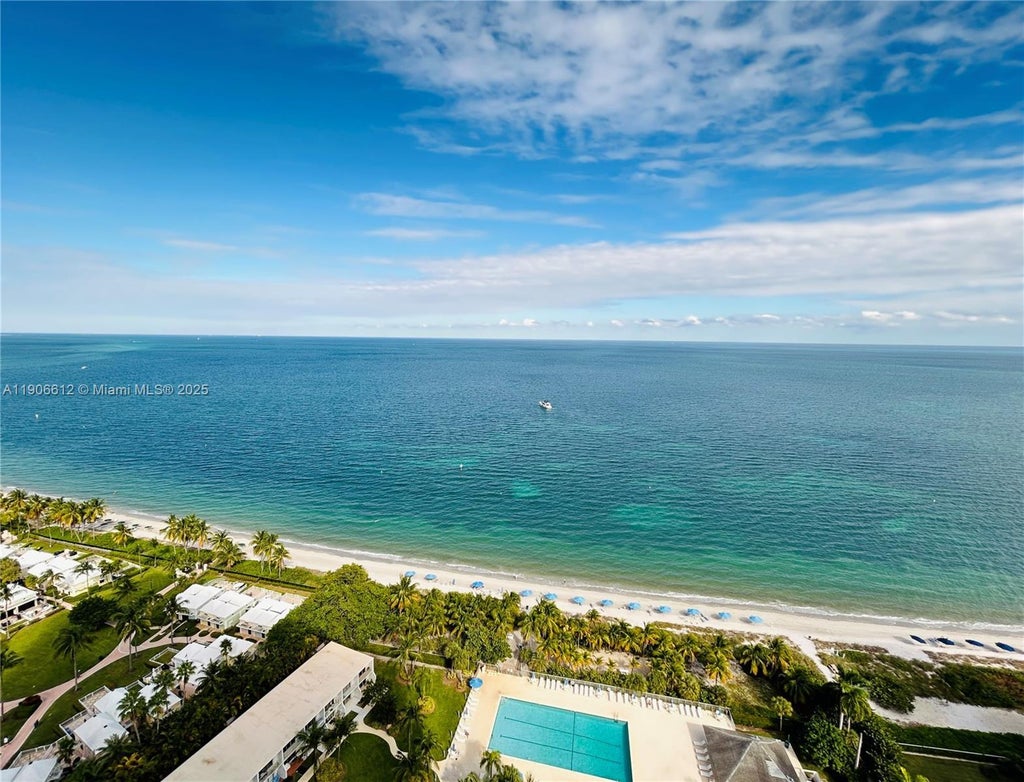 881 Ocean Dr 26b, Key Biscayne