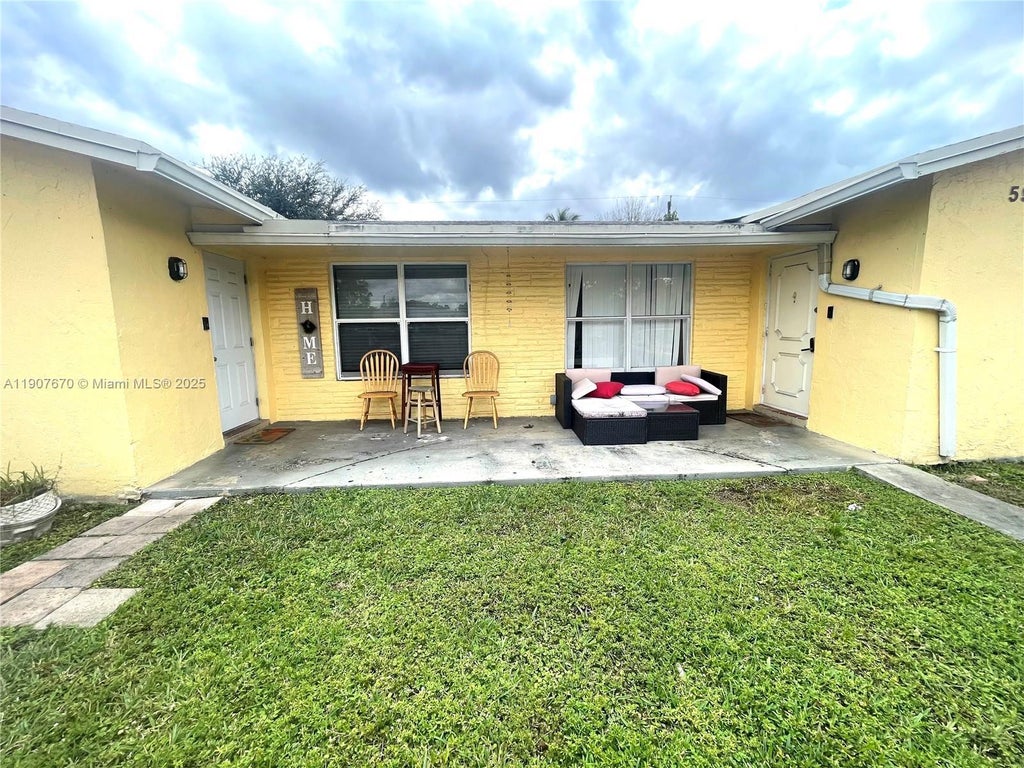 5930 Nw 20th St 5930, Lauderhill