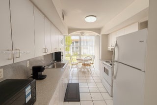 Photo of Listing #A11907755