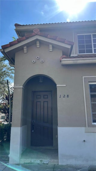 Photo of Listing #A11907527