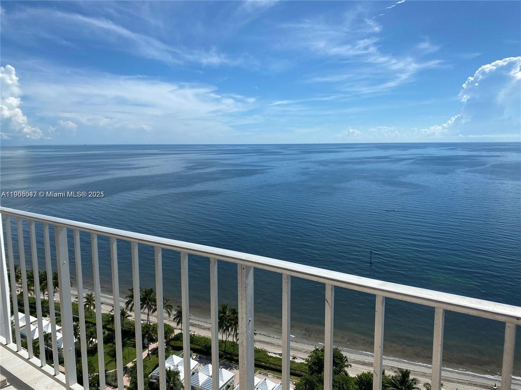 881 Ocean Dr 22e, Key Biscayne