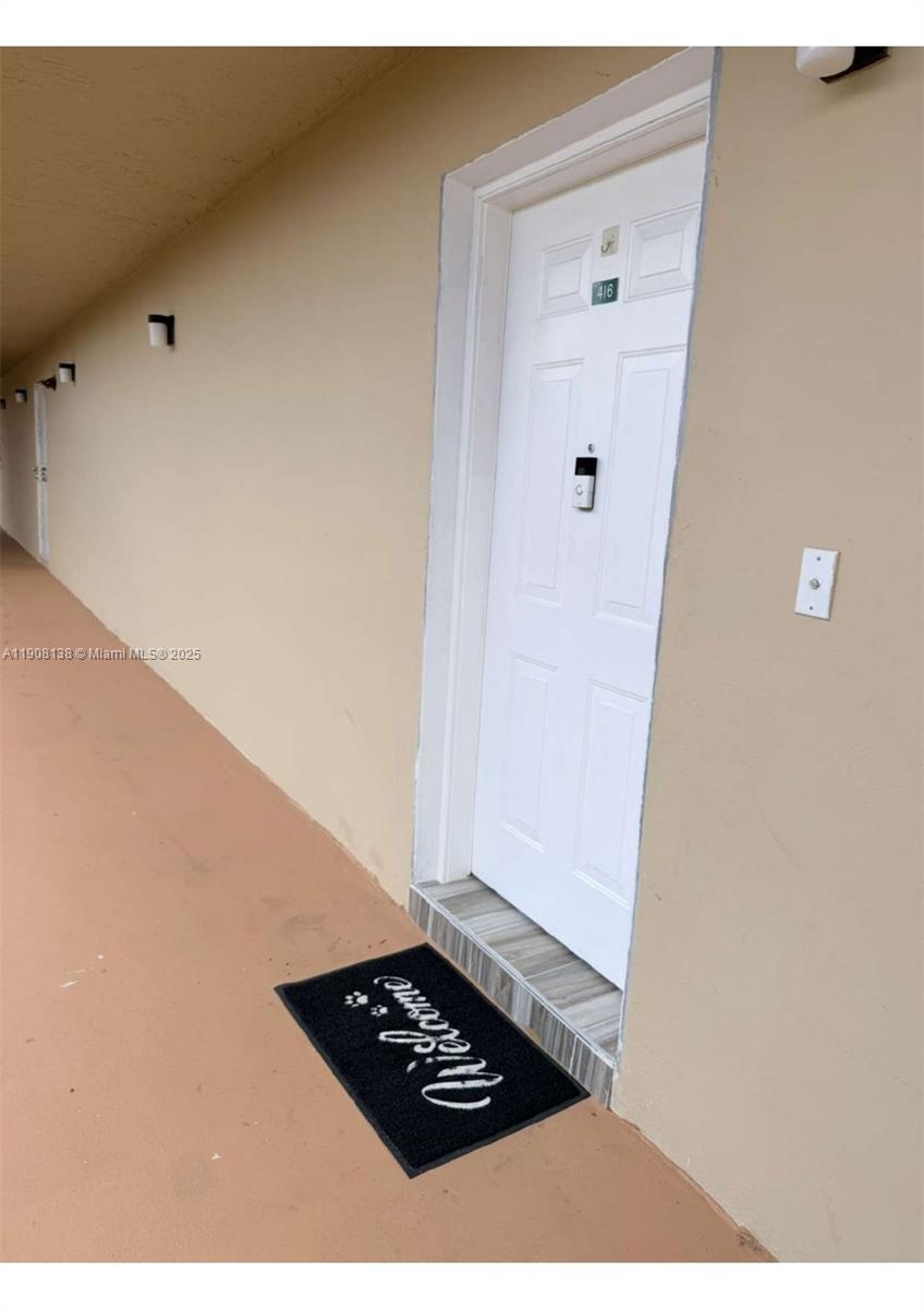6780 W 2nd Ct 416, Hialeah
