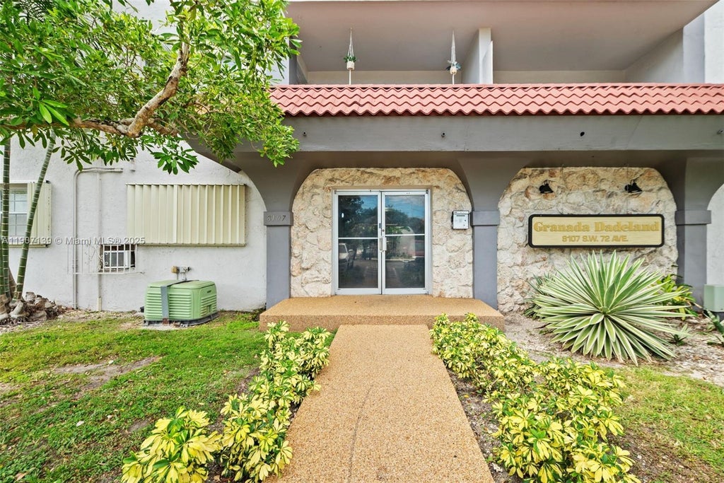 8107 Sw 72nd Ave 407e, Miami