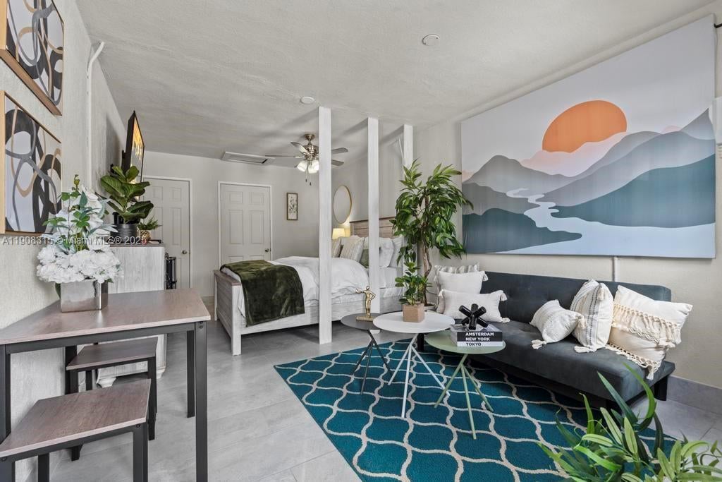 12101 Everglades St 7, Canal Point