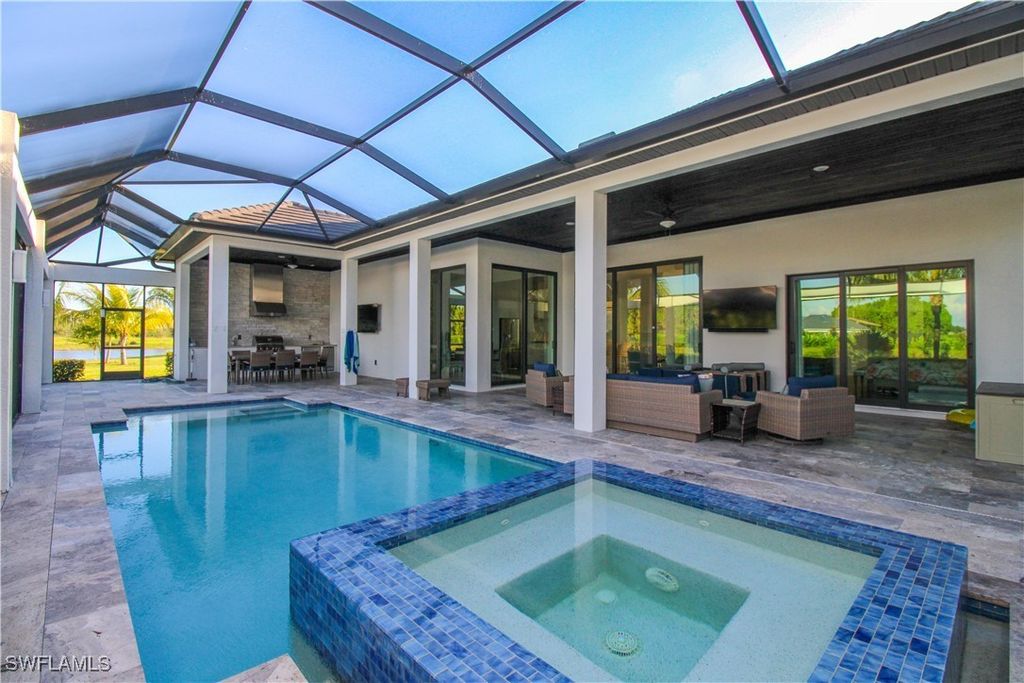 3123 Heather Glen Ct, Naples