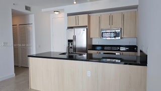 Photo of Listing #A11908647