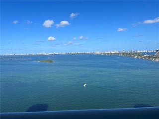 Photo of Listing #A11909877