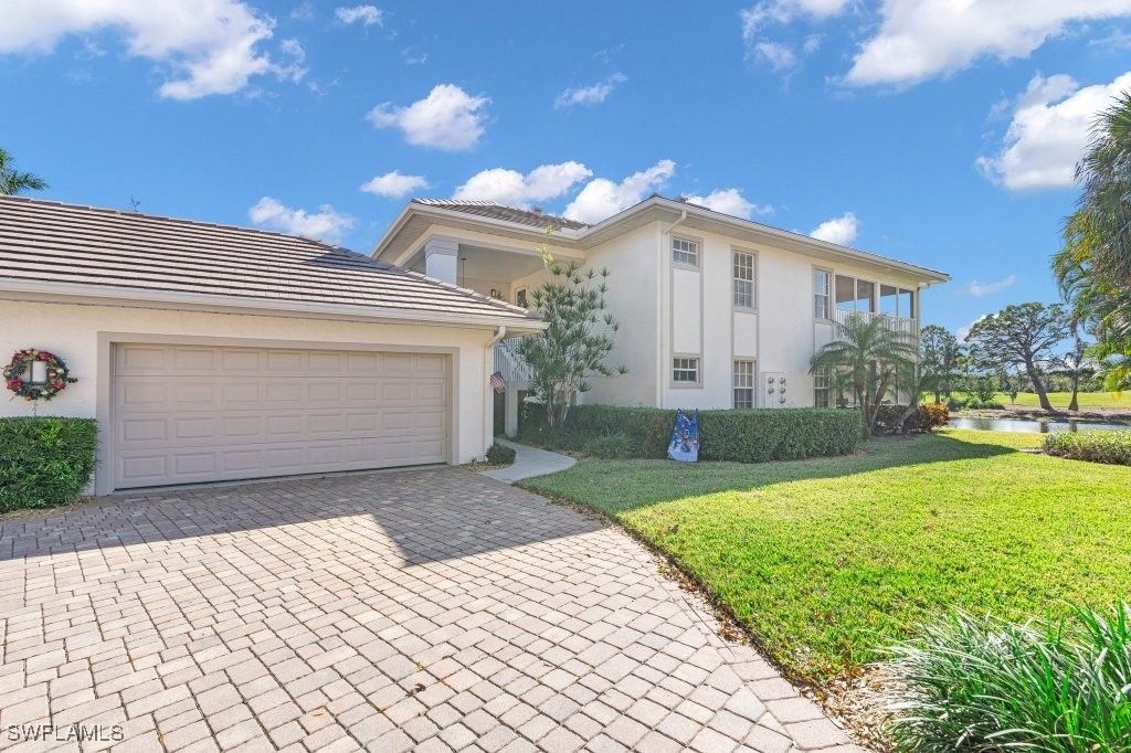 8251 Grand Palm Dr 3, Estero