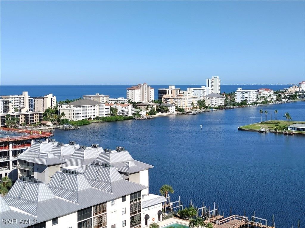 400 Flagship Dr 704, Naples