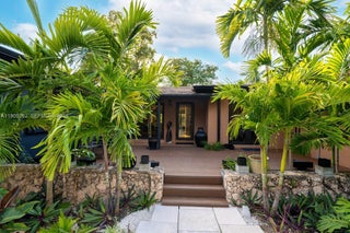 Photo of Listing #A11909282