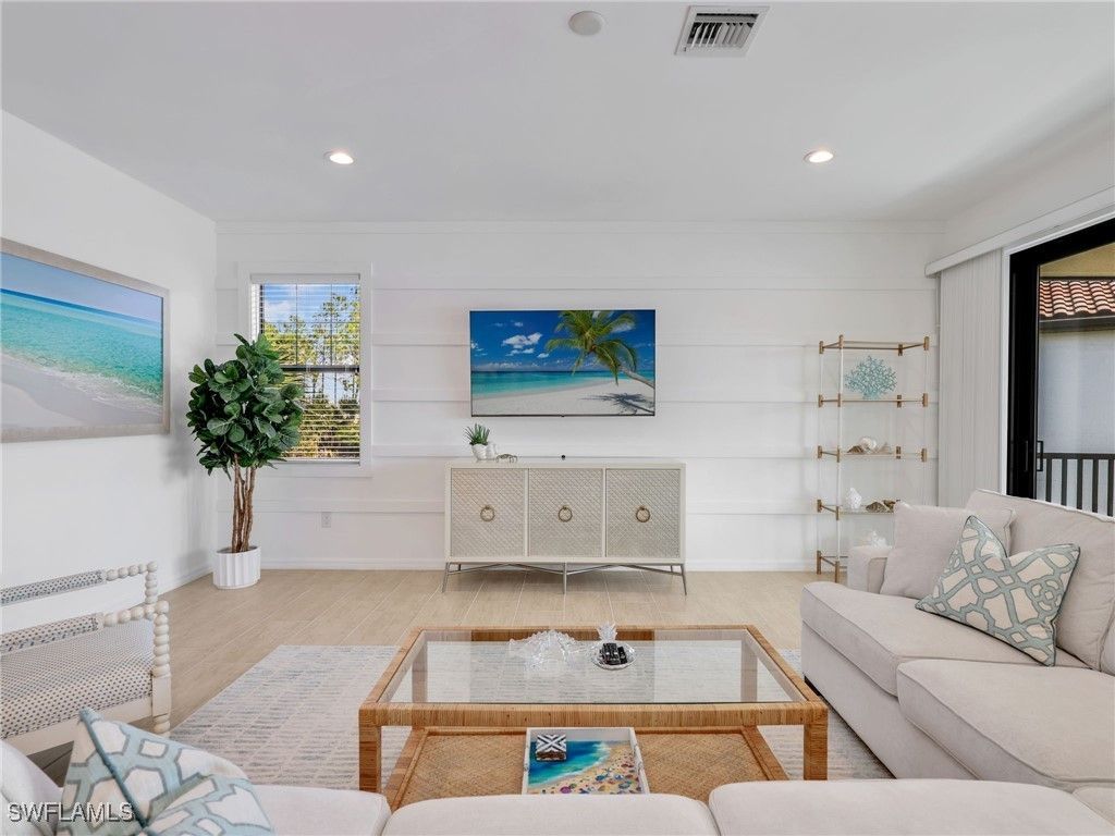 15177 Butler Lake Dr 201, NAPLES