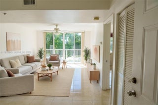 Photo of Listing #A11910949