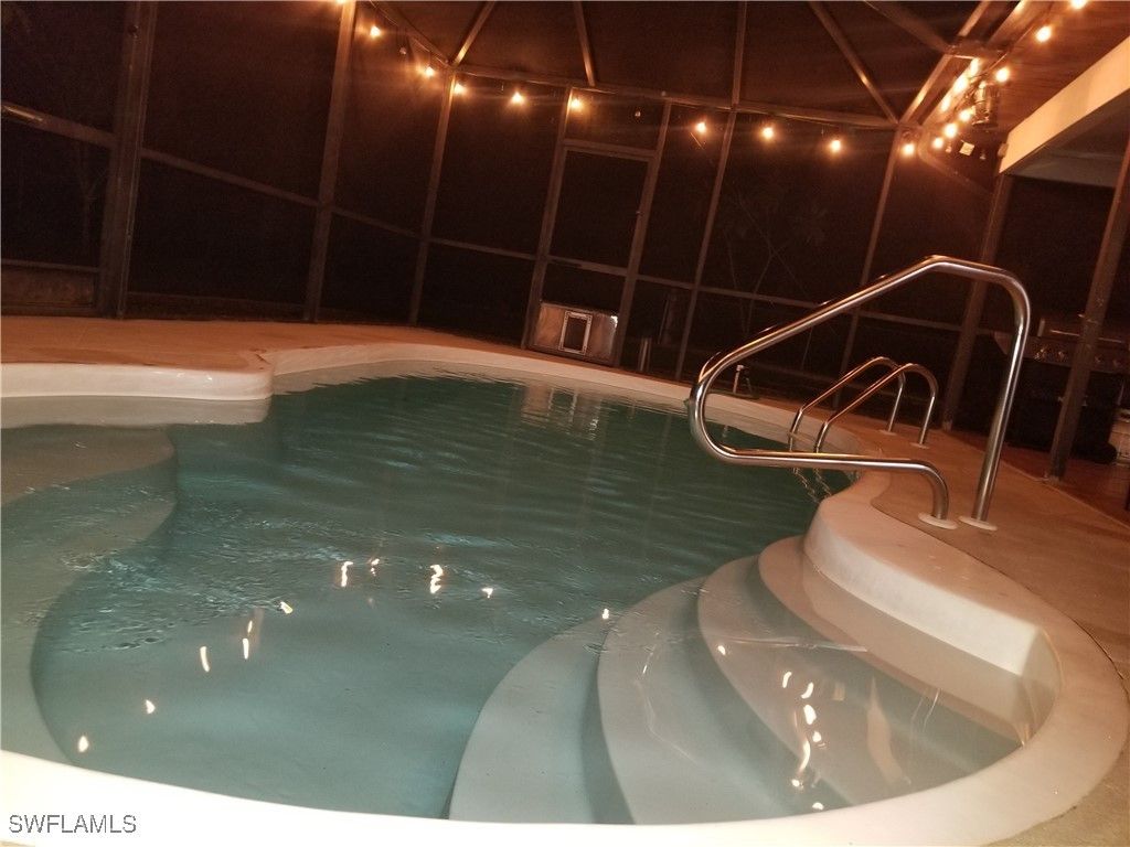 10301 Tarrah Ln, Bonita Springs