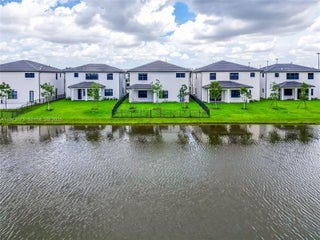 Photo of Listing #A11913173