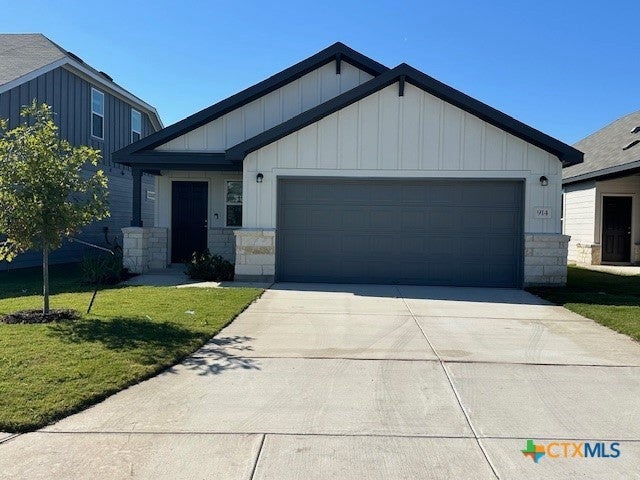 914 Bluegrass Point, New Braunfels