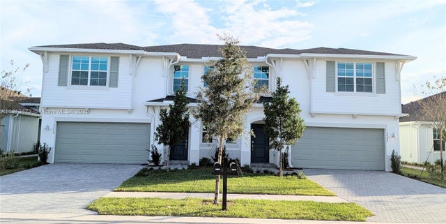 Photo of Listing #A11913473