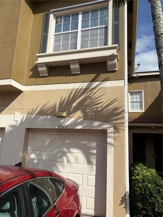 Photo of Listing #A11913622