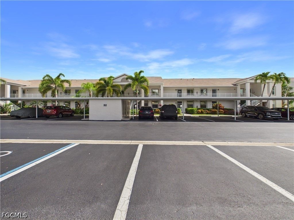 20611 Country Creek Dr 3217, Estero