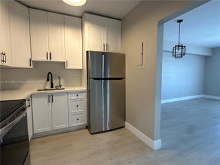 Photo of Listing #A11913954