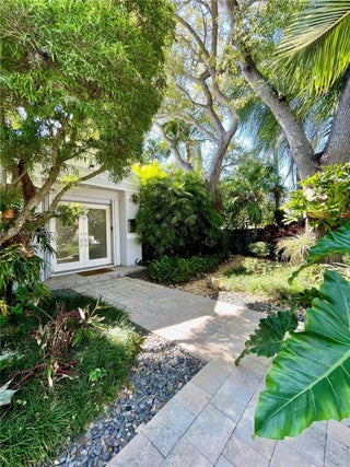 Photo of Listing #A11914559