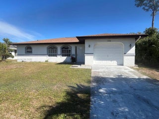 Photo of Listing #A11915710