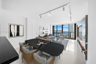 Photo of Listing #A11916186