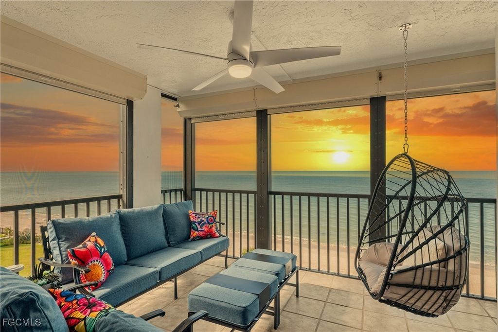 9415 Gulf Shore Dr 501, NAPLES