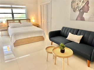 Photo of Listing #A11916479