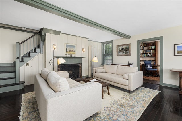 10 Casey Ct, Newport