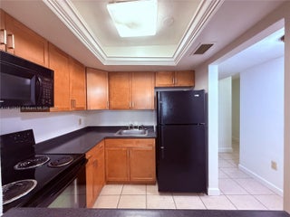 Photo of Listing #A11915906