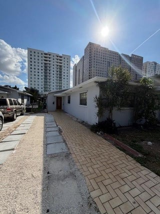 Photo of Listing #A11918210