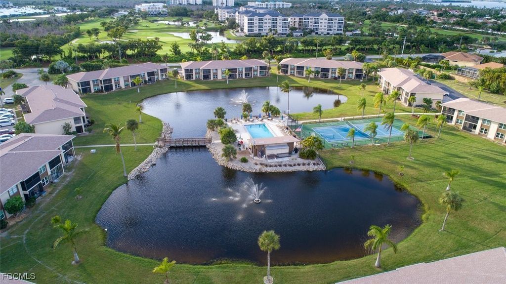16007 Davis Rd 613, Fort Myers