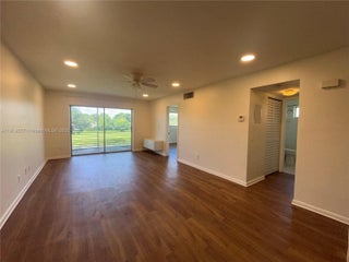 Photo of Listing #A11919657