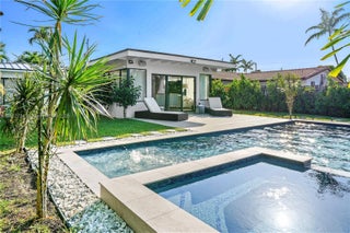 Photo of Listing #A11917724