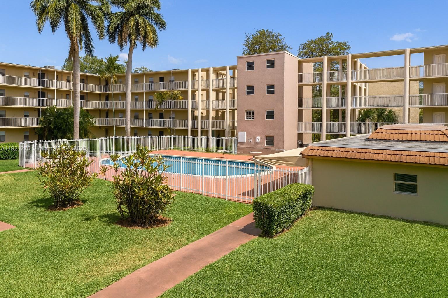 Photo of Listing #A11921275