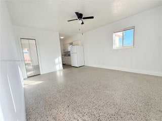 Photo of Listing #A11921804