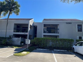 Photo of Listing #A11921637