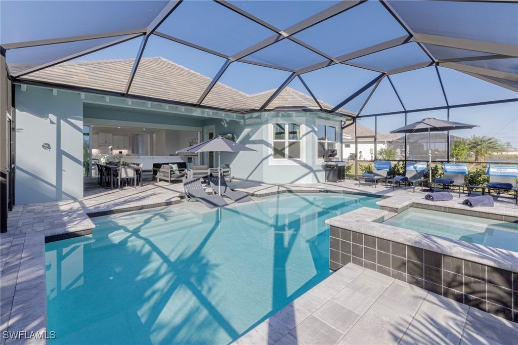 8982 Gustavia Ct, NAPLES