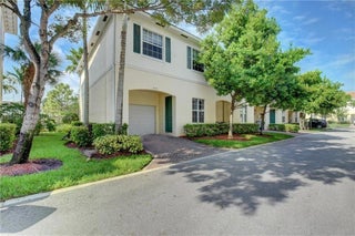 Photo of Listing #A11922374