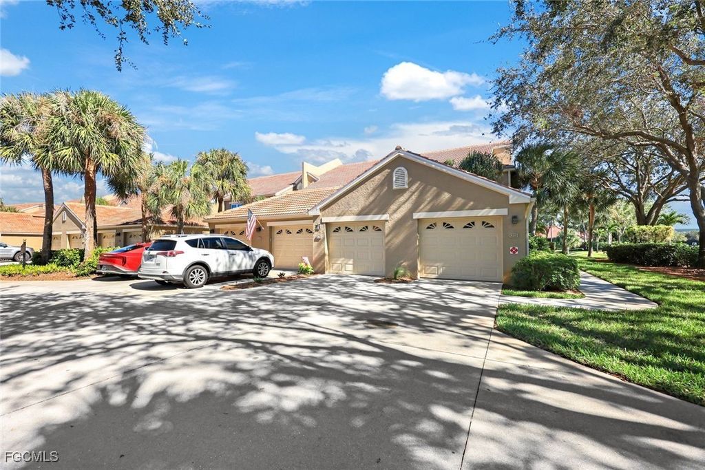 20161 Seagrove St 108, Estero