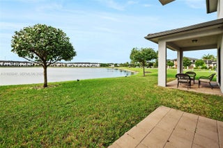 Photo of Listing #A11923247