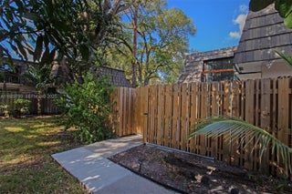 Photo of Listing #A11923793