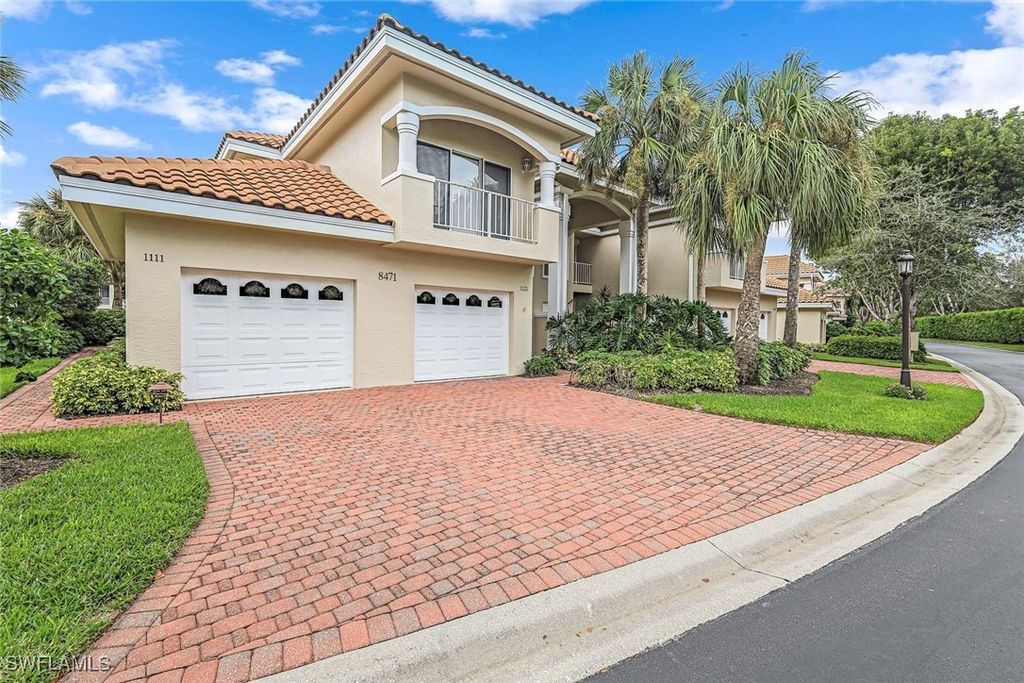 8471 Abbington Cir 1111, NAPLES