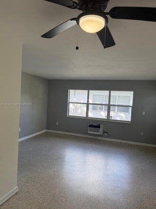 Photo of Listing #A11924613