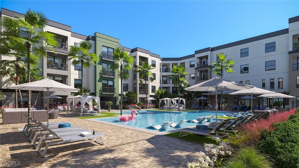 5001 Palm Point Ct A-222, Fort Myers