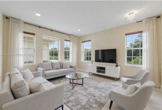 Photo of Listing #A11925102