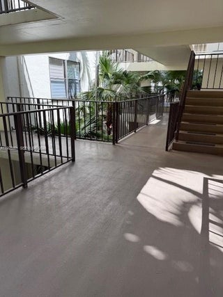 Photo of Listing #A11925561