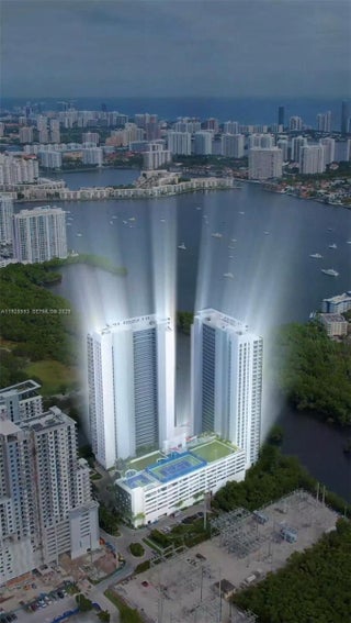 Photo of Listing #A11925593